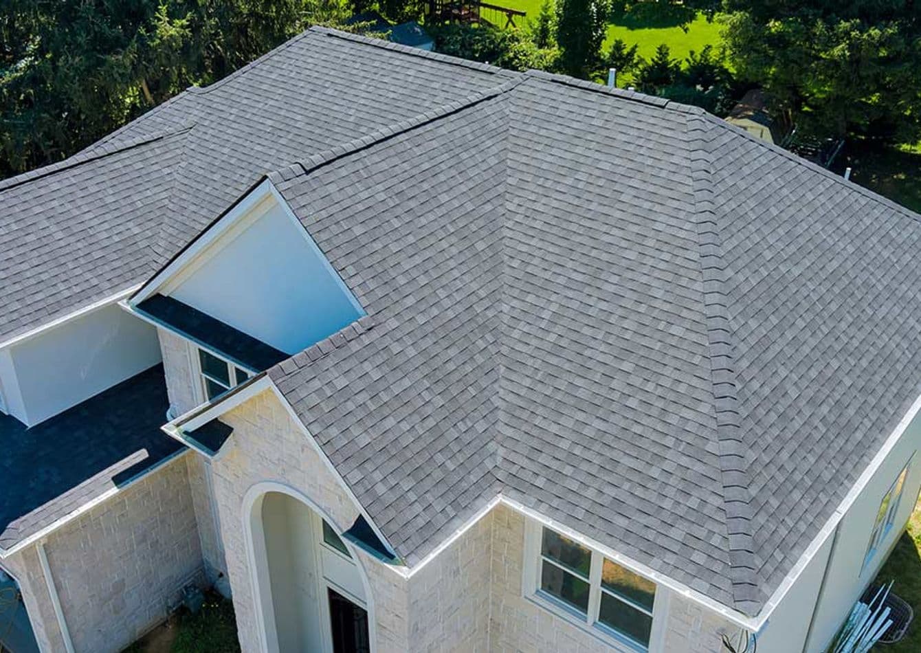 Established Roofing Services Company with Strong Recurring Clientele