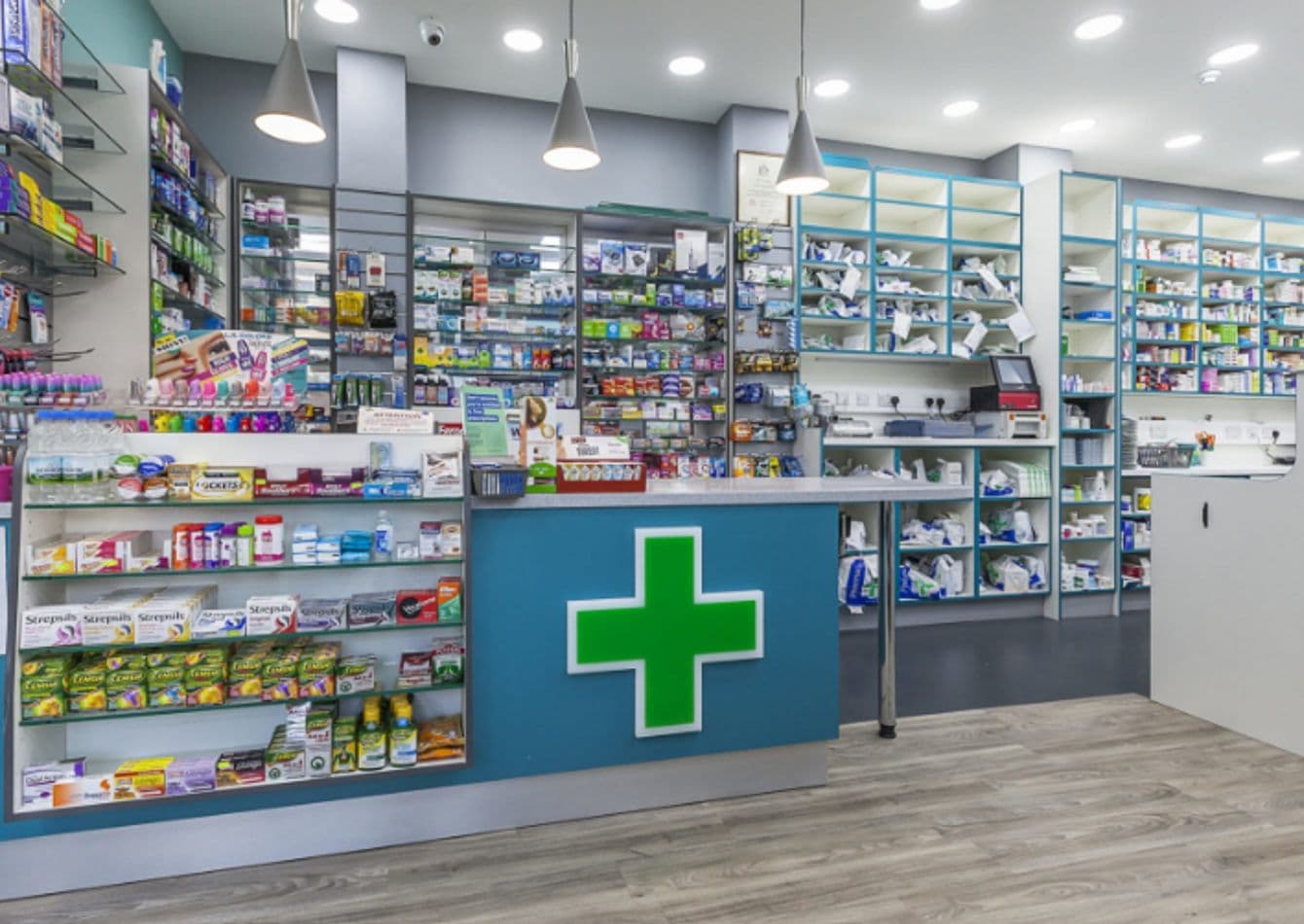 Established Pharmacy with Valuable Insurance Contracts