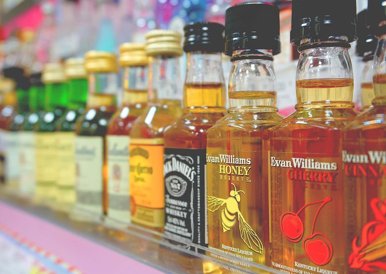 Established Discount Liquor Store with Strong Community Presence