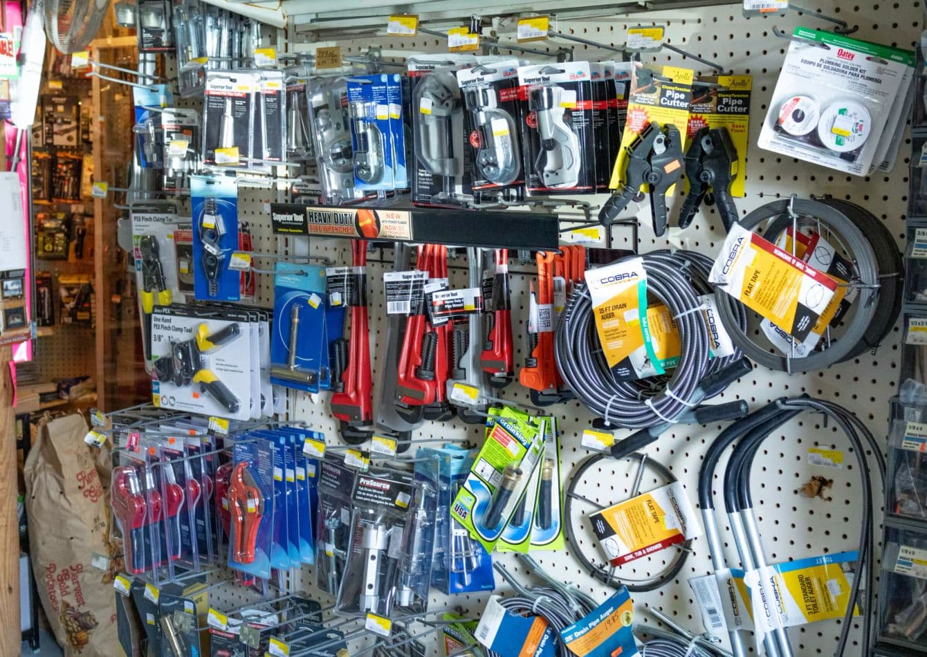 Established Building Supply Business with Strong Community Presence