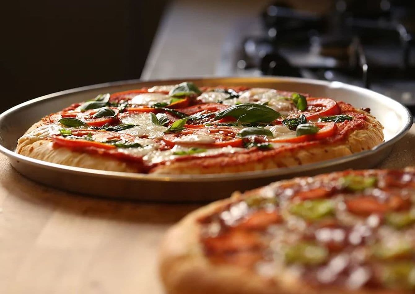 Established Franchise Pizzeria with Turnkey Operations