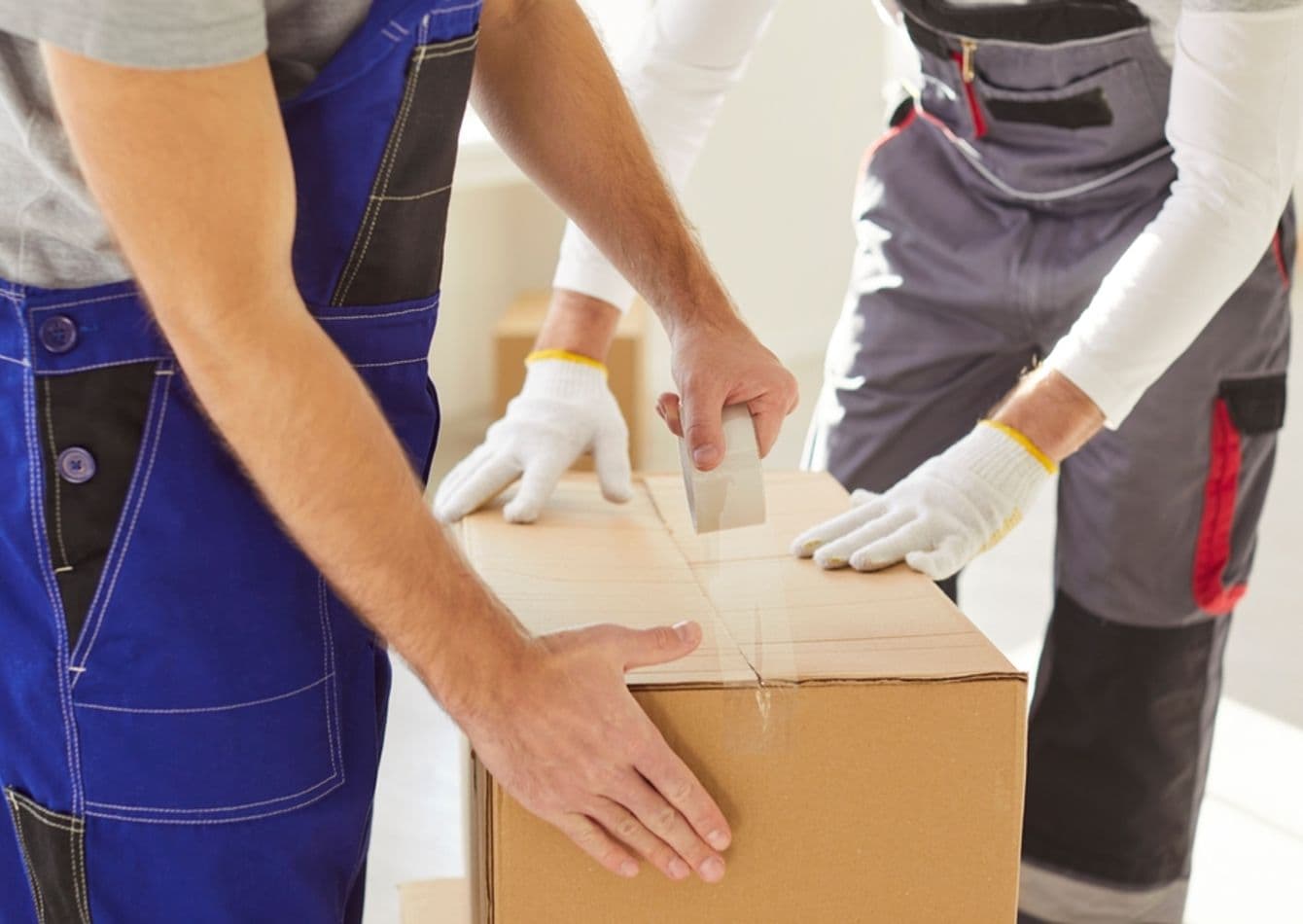 Profitable Reusable Moving Box Rental with 10,000 Customer Database