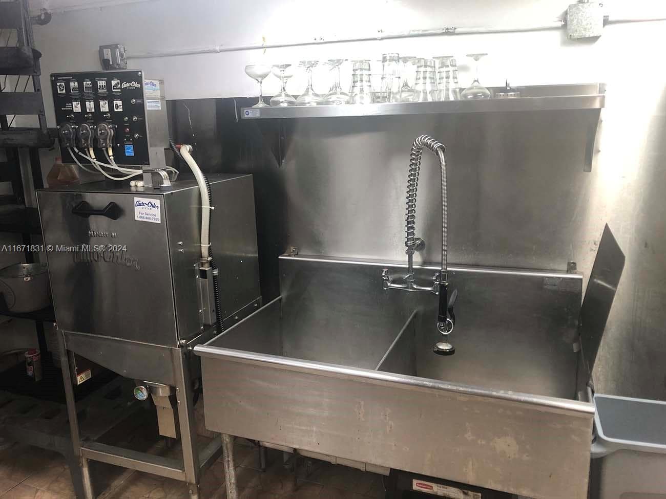 Turnkey Restaurant with Prime Location