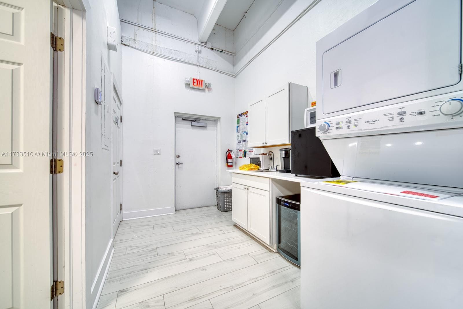 Thriving Beauty Salon with Established Client Base