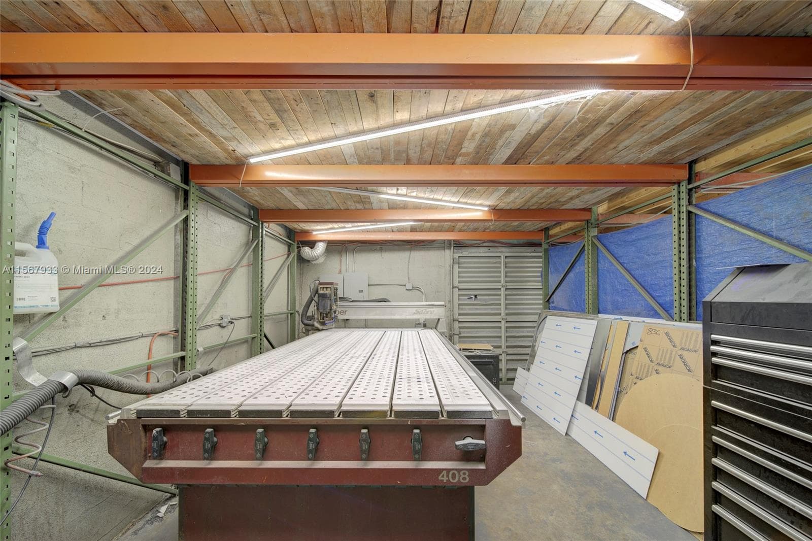 Established Sign Manufacturer with Turnkey Operations