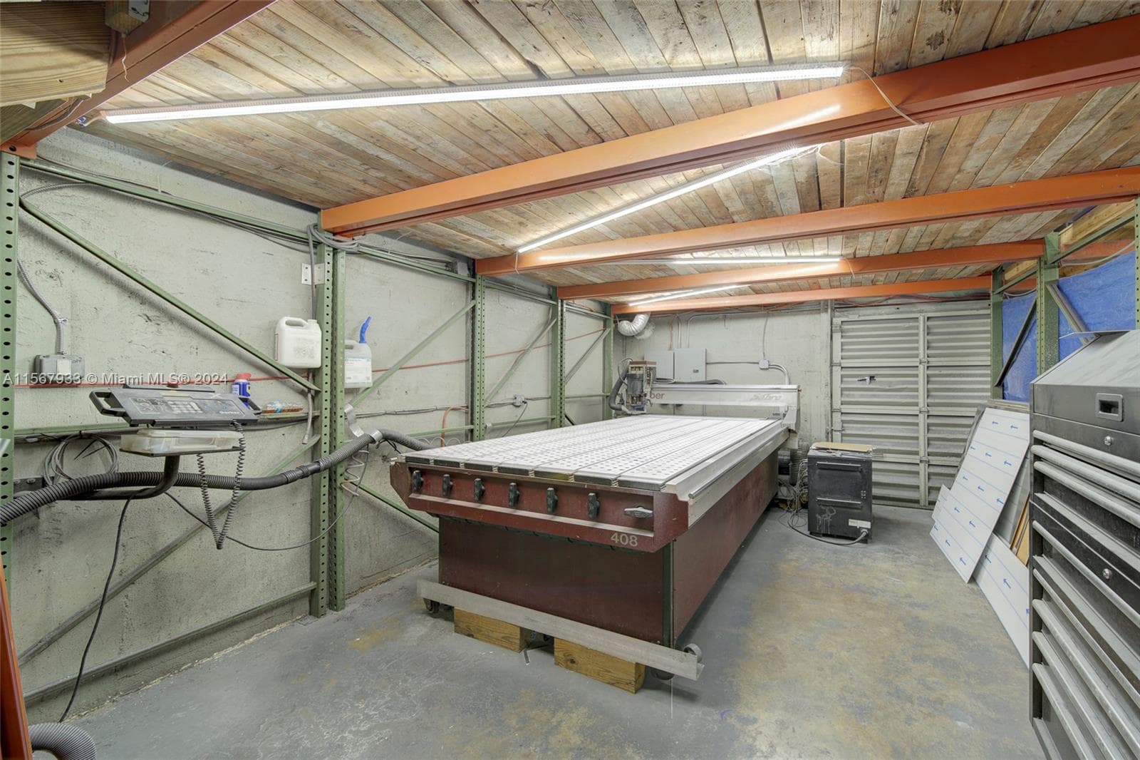 Established Sign Manufacturer with Turnkey Operations