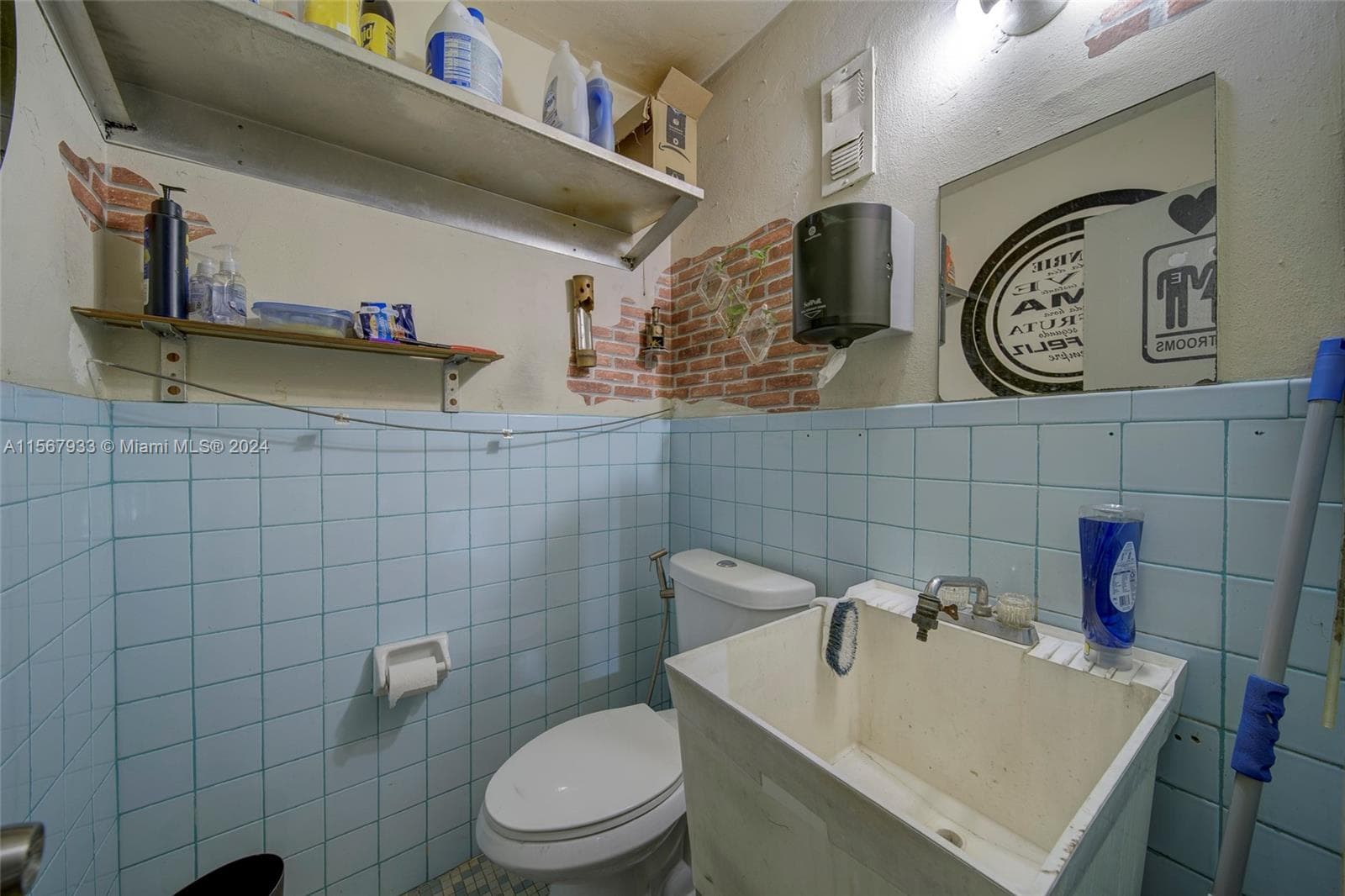 Established Sign Manufacturer with Turnkey Operations