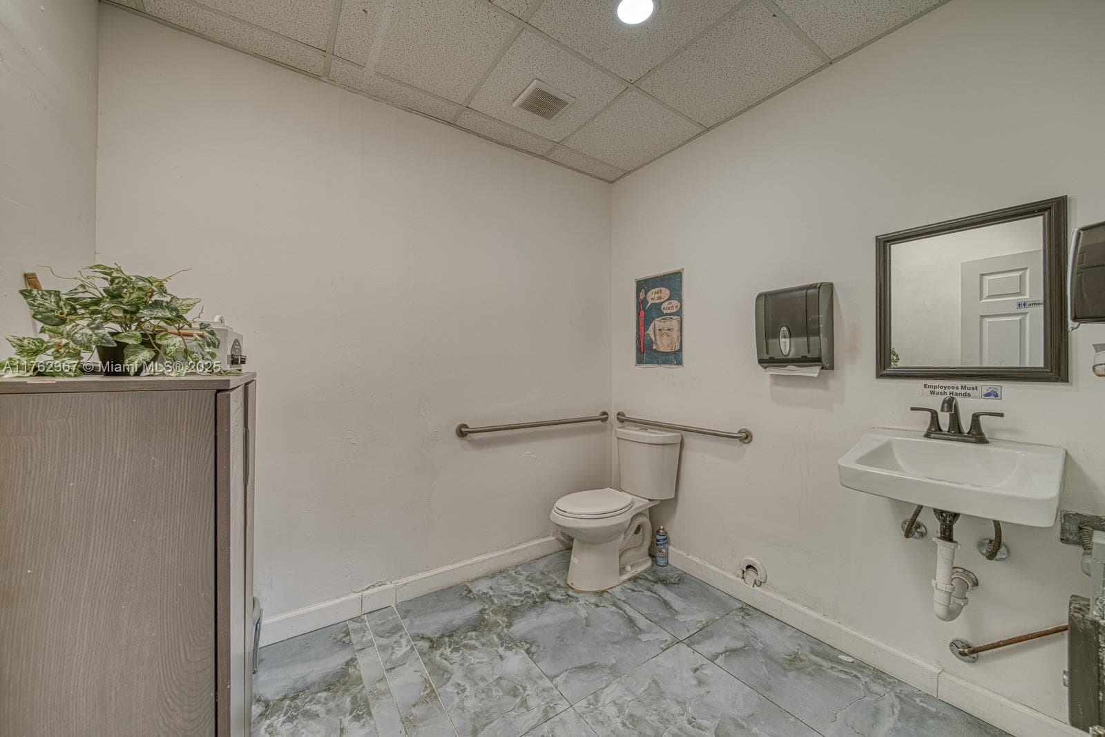 Turnkey Tattoo Studio with High End Equipment