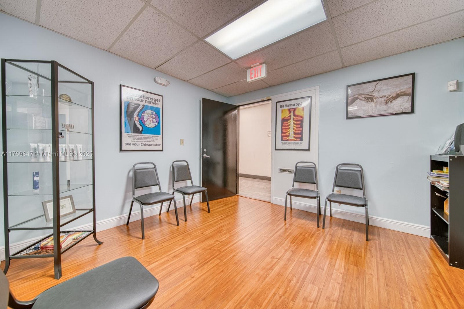 Established Chiropractic Clinic with Loyal Clientele