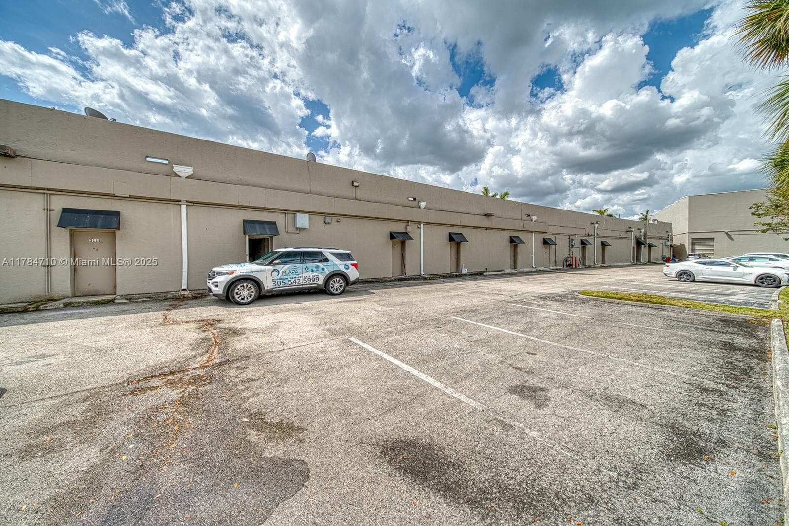 Turnkey Restaurant Space with High Traffic Visibility