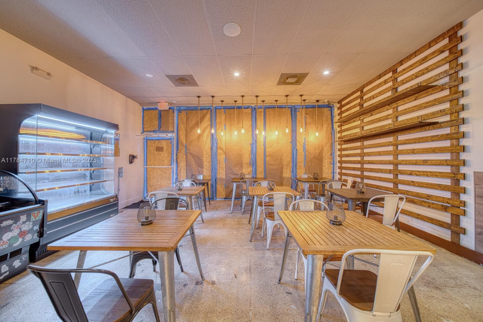 Turnkey Restaurant Space with High Traffic Visibility