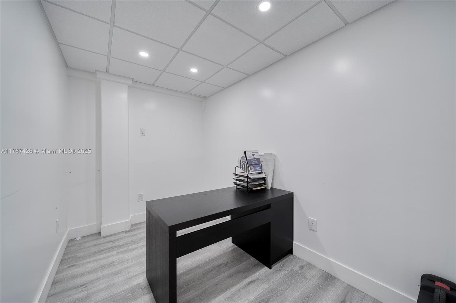 Turnkey Auto Body Shop with Essential Equipment