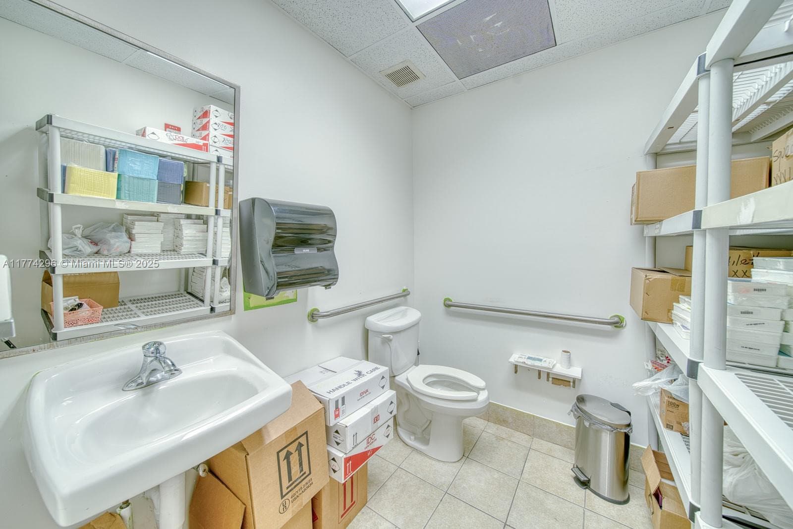 Profitable Nail Supply Business with Loyal Customer Base