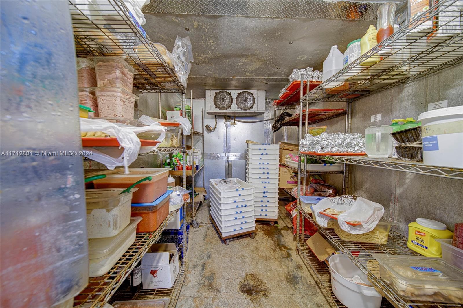 Turnkey Pizzeria with Prime Coastal Location