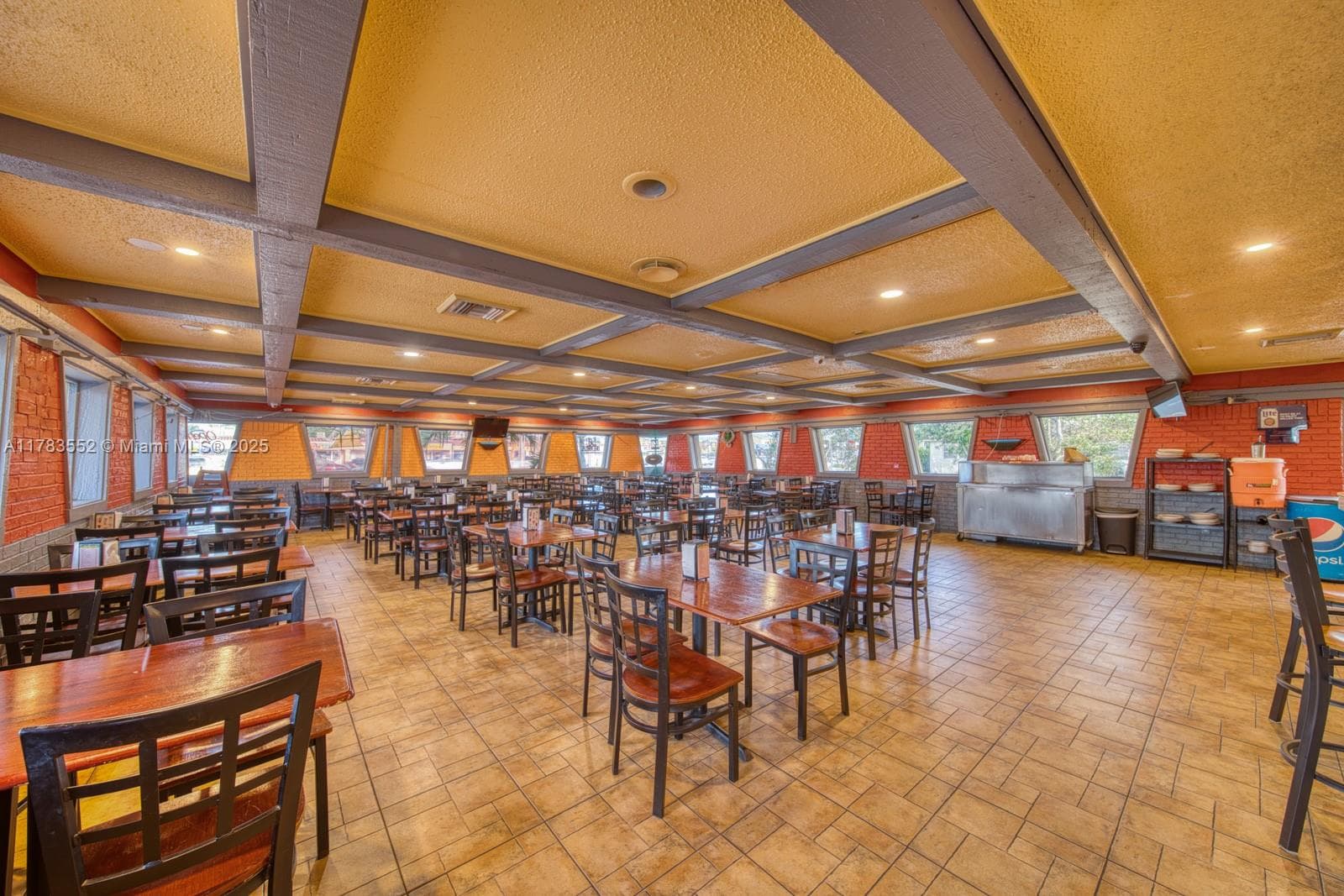 Established Restaurant with Full Liquor License