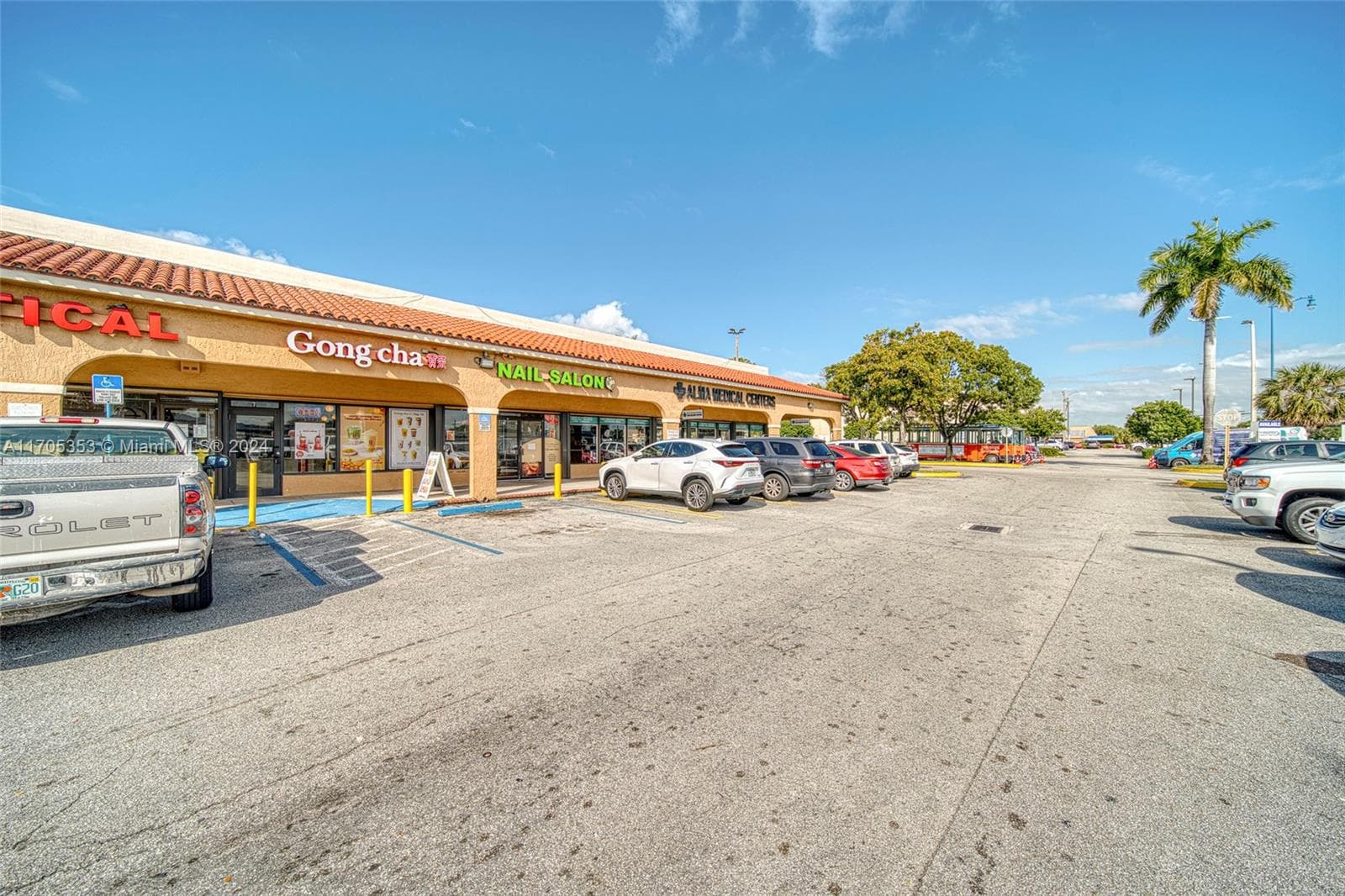 Turnkey Boba Tea Franchise with Strong Brand Recognition