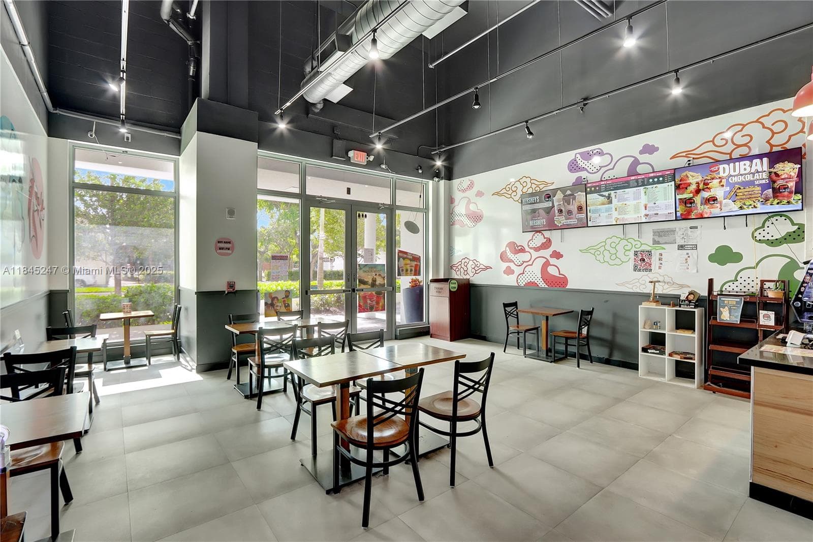 Turnkey Boba Tea Shop with High Traffic Location