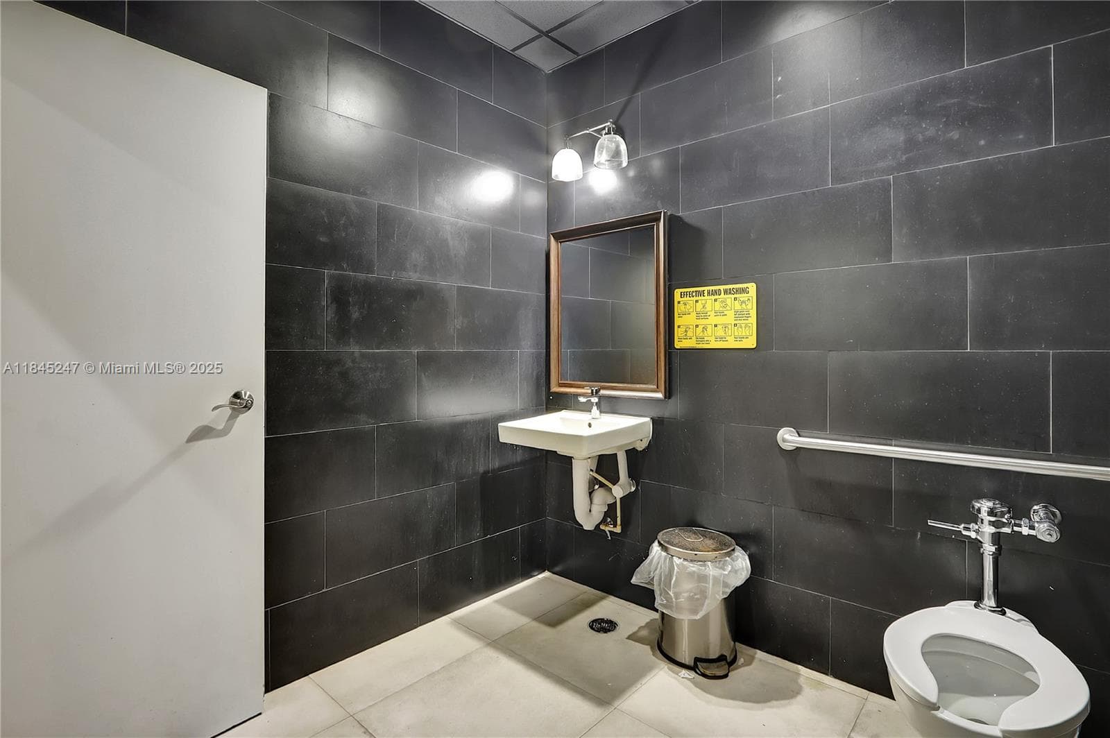 Turnkey Boba Tea Shop with High Traffic Location