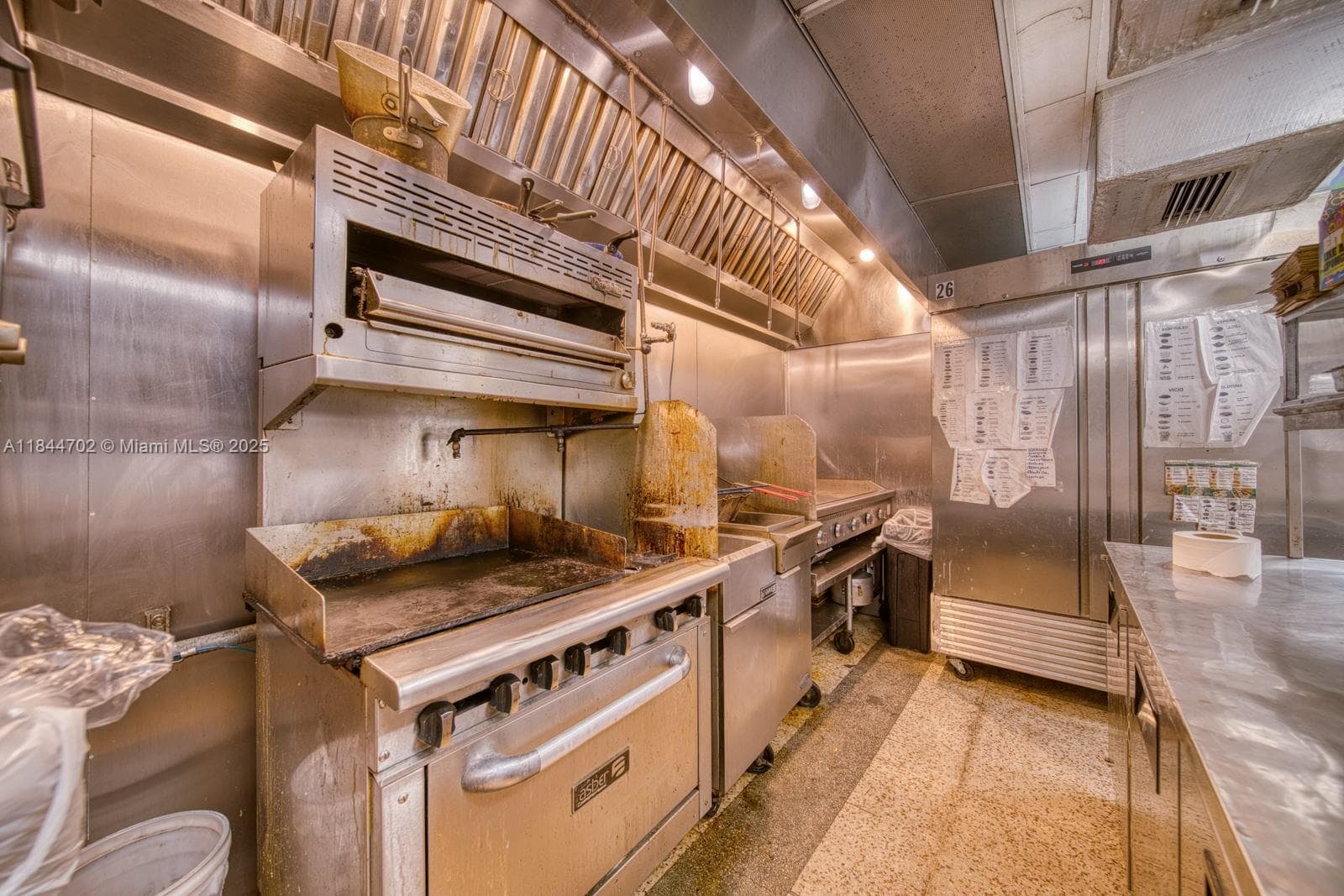 Profitable Gourmet Burger Franchise in High Visibility Location