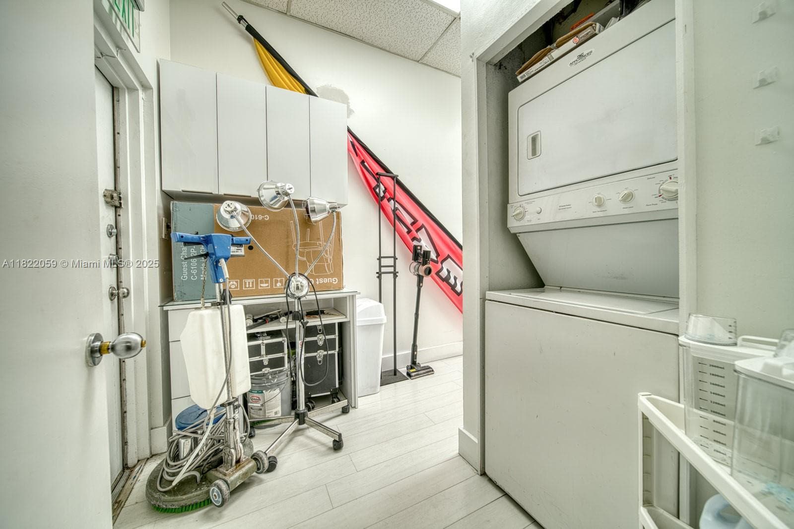 Thriving Beauty Salon with Loyal Clientele