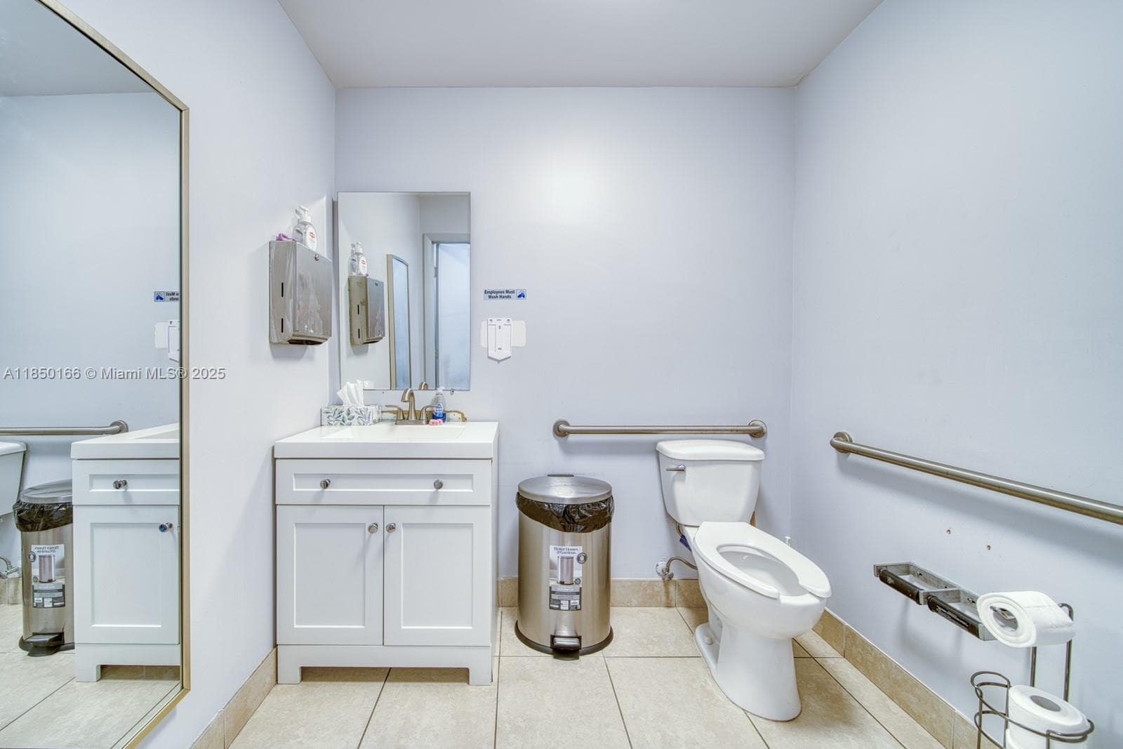 Thriving Beauty Supply Store with Private Rental Suites