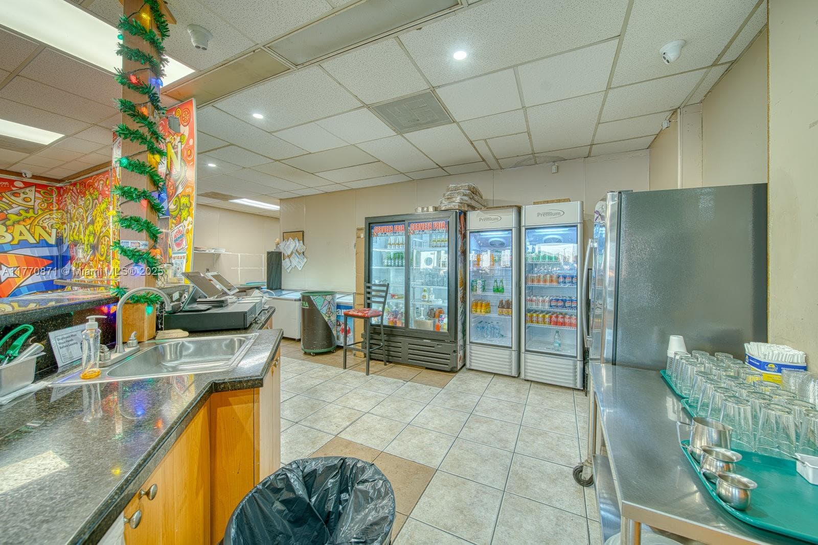 Turnkey Pizzeria with Significant Growth Potential