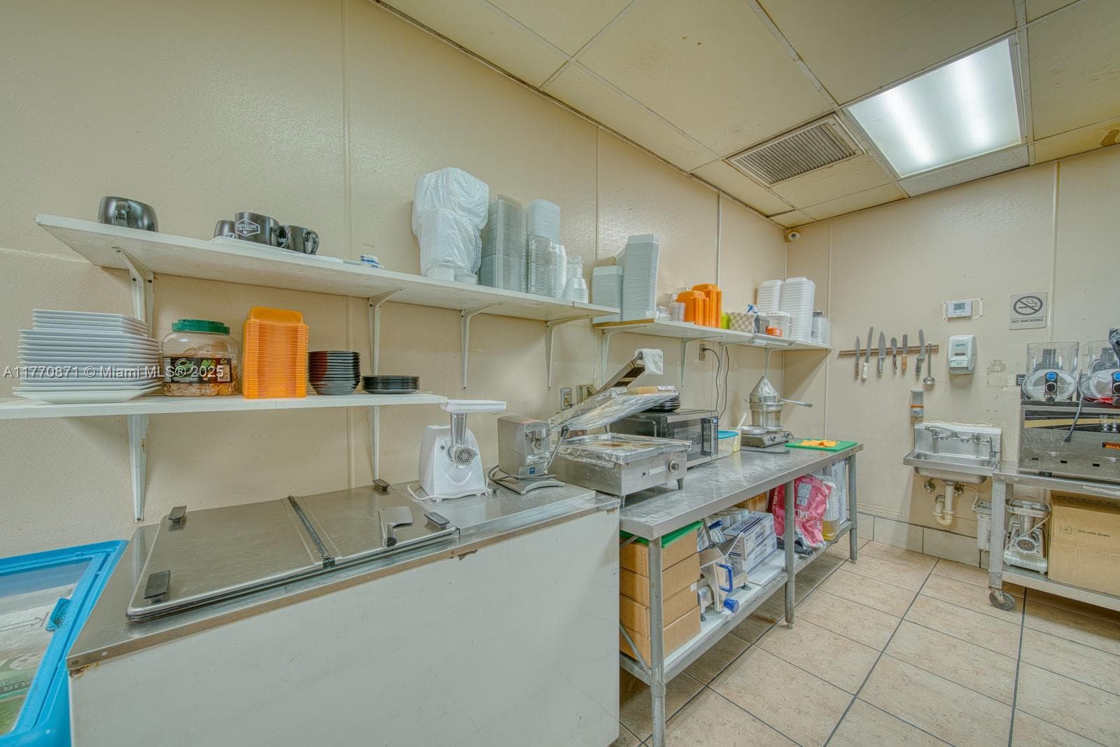 Turnkey Pizzeria with Significant Growth Potential