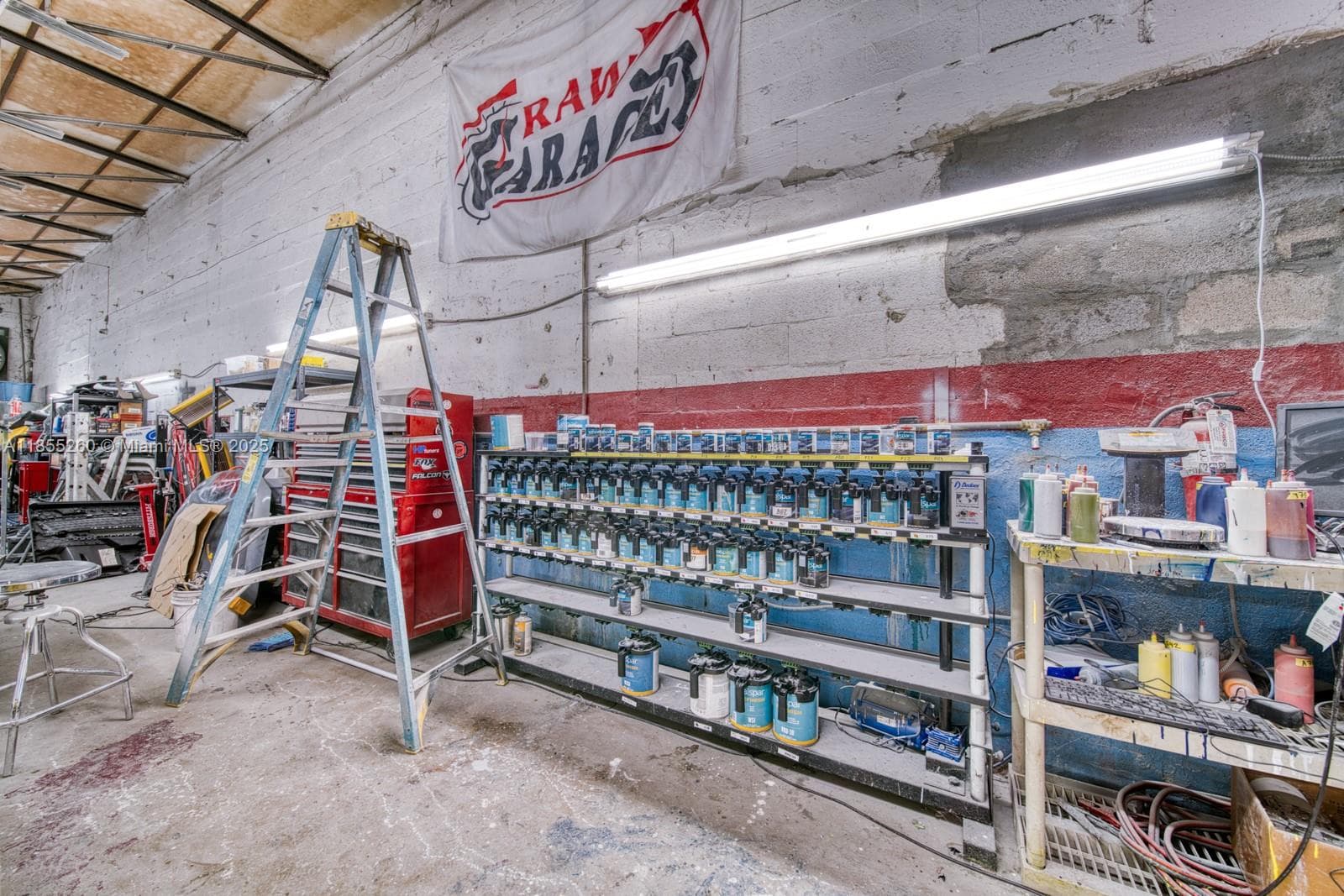 Turnkey Auto Body Shop with Ample Work Bays