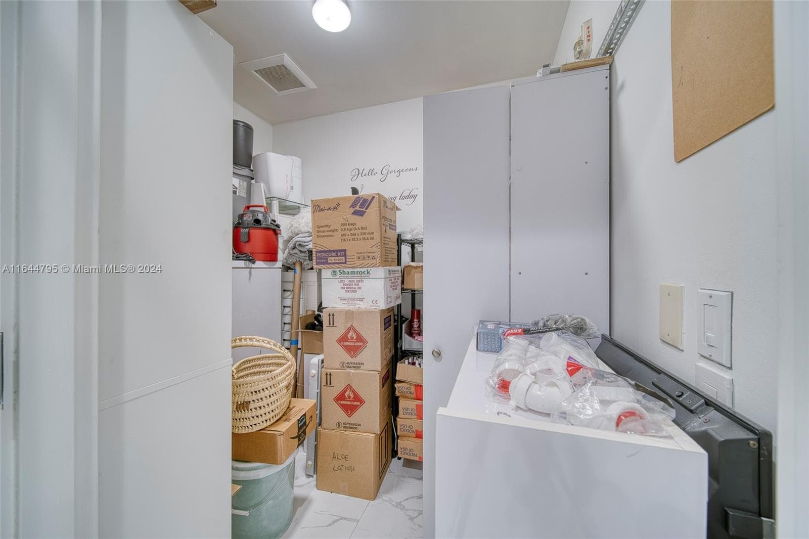 Turnkey Full Service Beauty Salon with Prime Location