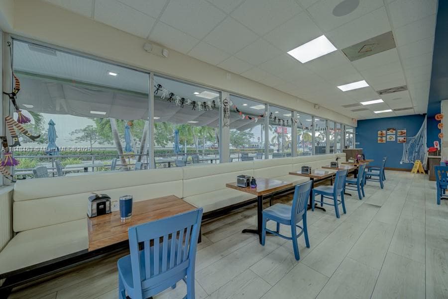 Turnkey Restaurant with Prime High Visibility Location