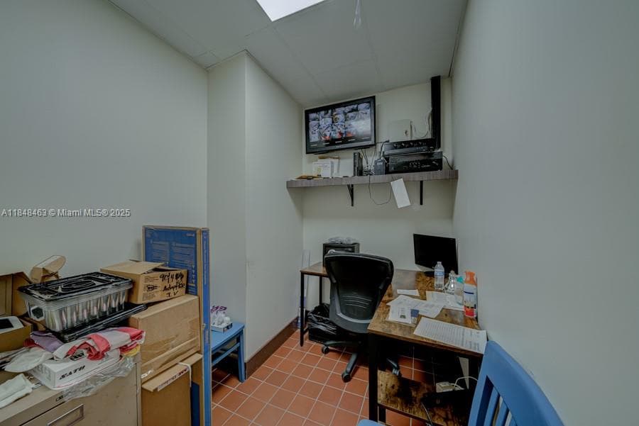 Turnkey Restaurant with Prime High Visibility Location