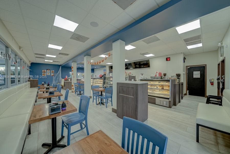 Turnkey Restaurant with Prime High Visibility Location