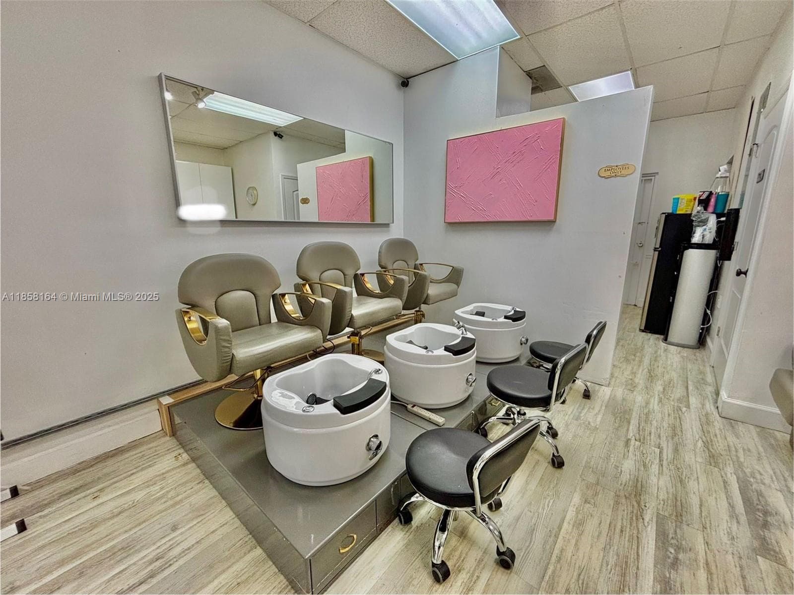 Turnkey Hair Salon with High End Finishes