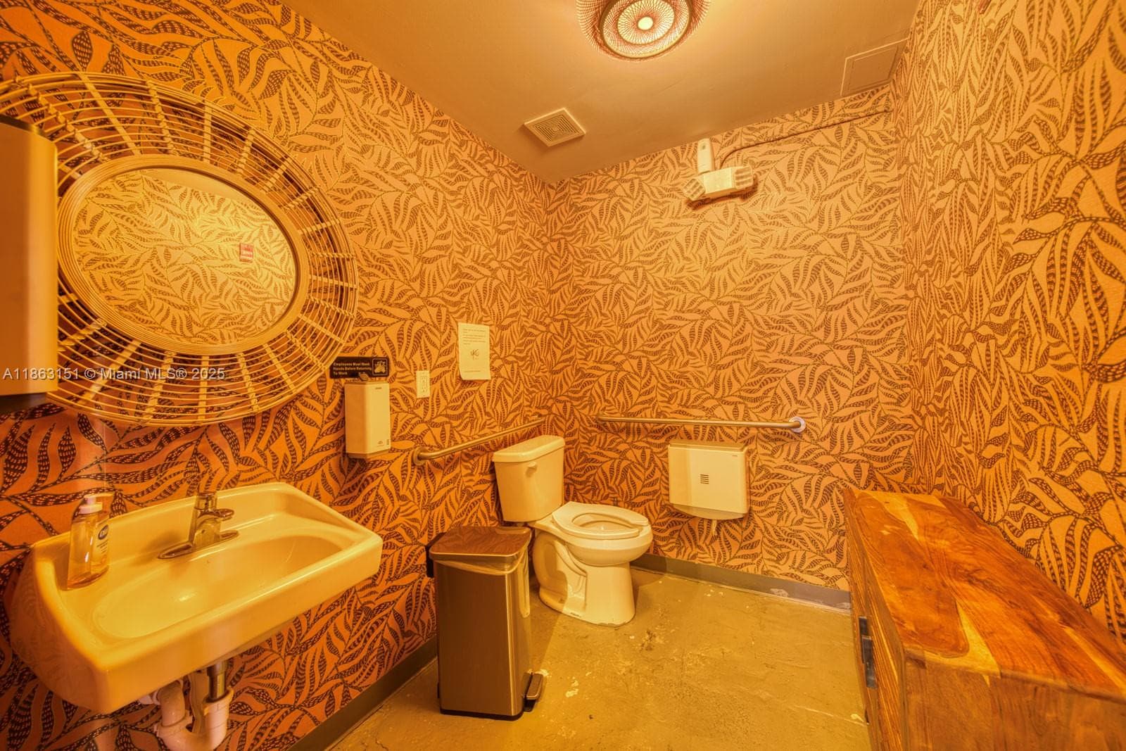 Turnkey Restaurant Opportunity with Prime Location