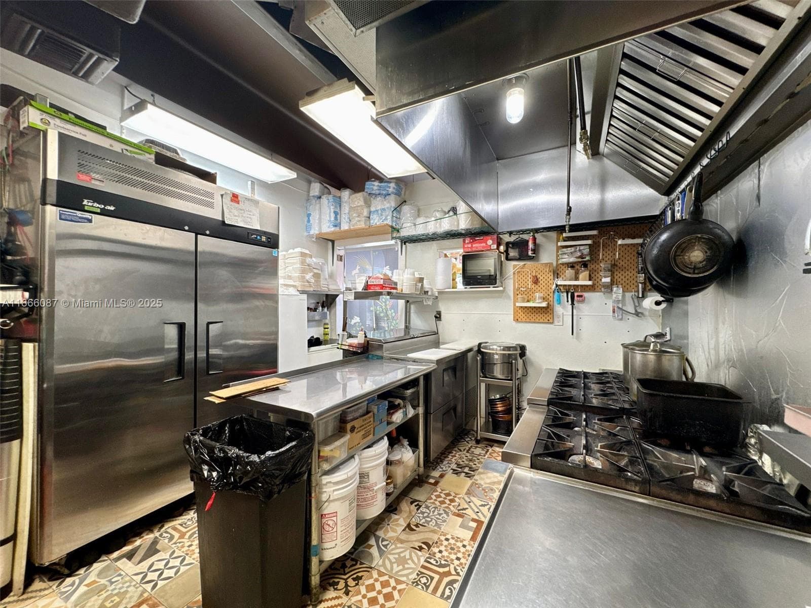 Award Winning Restaurant with Prime Location