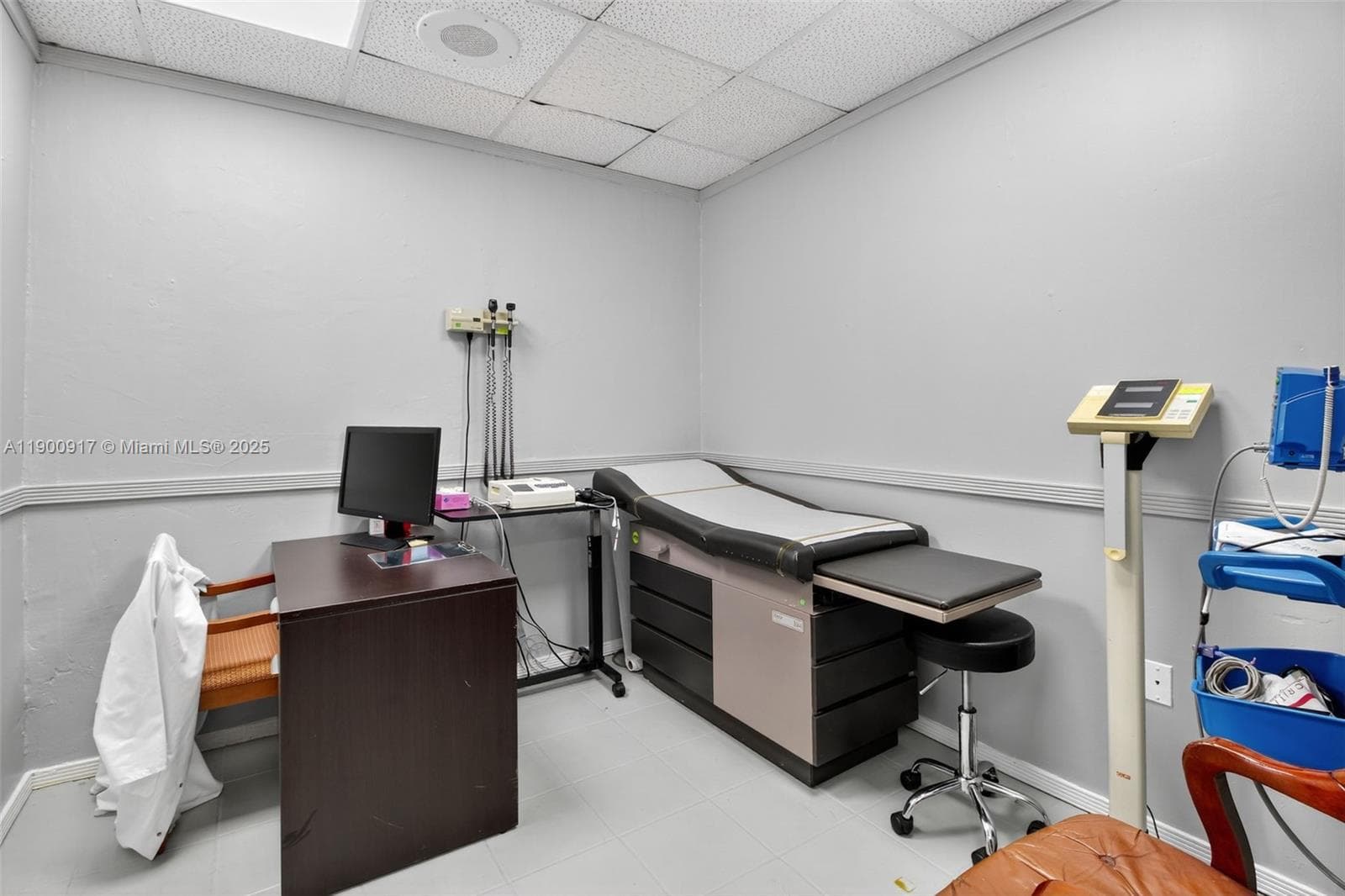 Turnkey Medical Research Center with State of the Art Lab