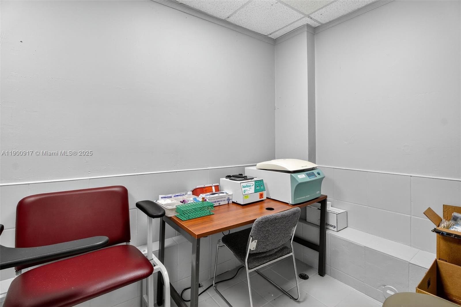 Turnkey Medical Research Center with State of the Art Lab