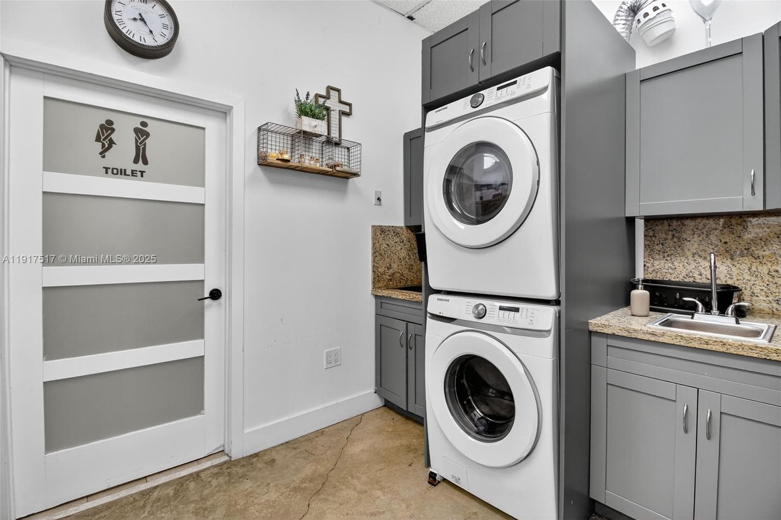 Thriving Beauty Salon with Turnkey Operations