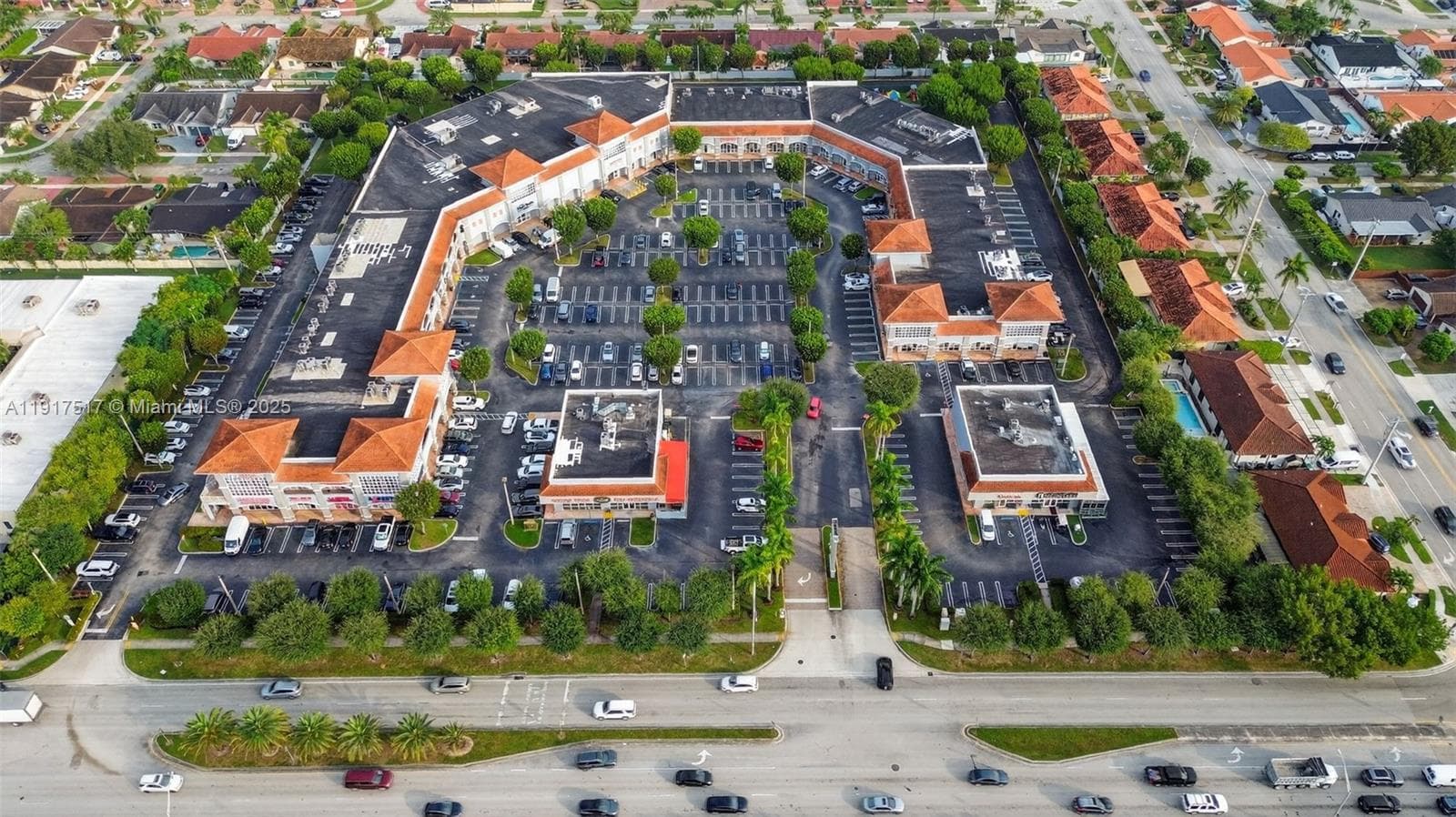 Thriving Beauty Salon with Turnkey Operations