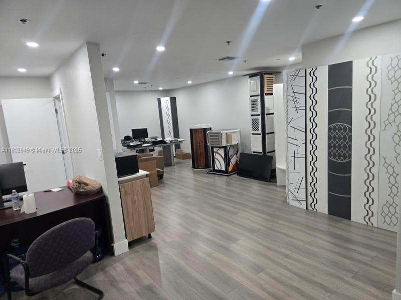 Turnkey Industrial Carpentry with Advanced Machinery