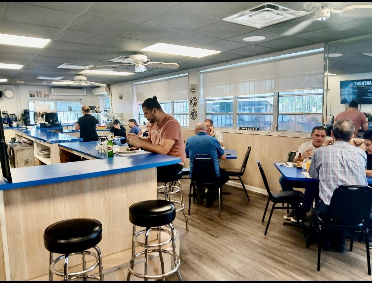 Turnkey Cafeteria with Updated Infrastructure