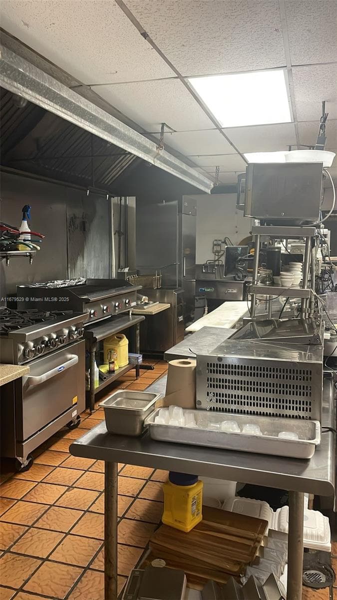 Thriving Arabic Restaurant with Loyal Clientele