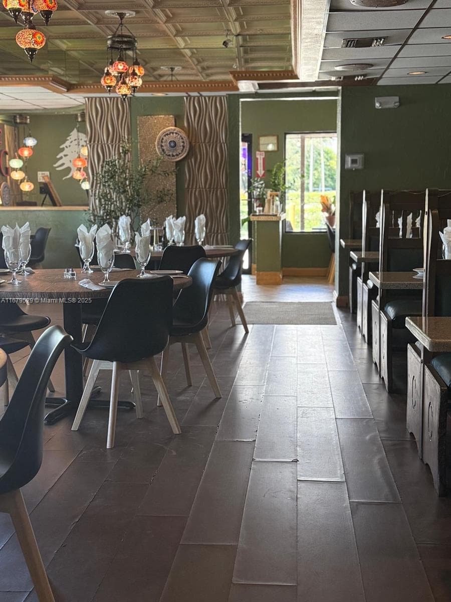 Thriving Arabic Restaurant with Loyal Clientele