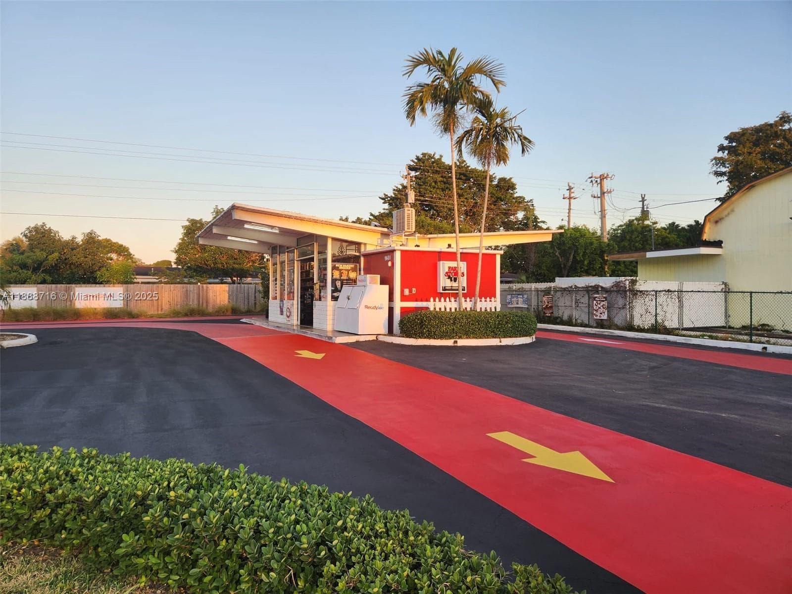 Profitable Convenience Store Franchise with Drive Thru Bakery