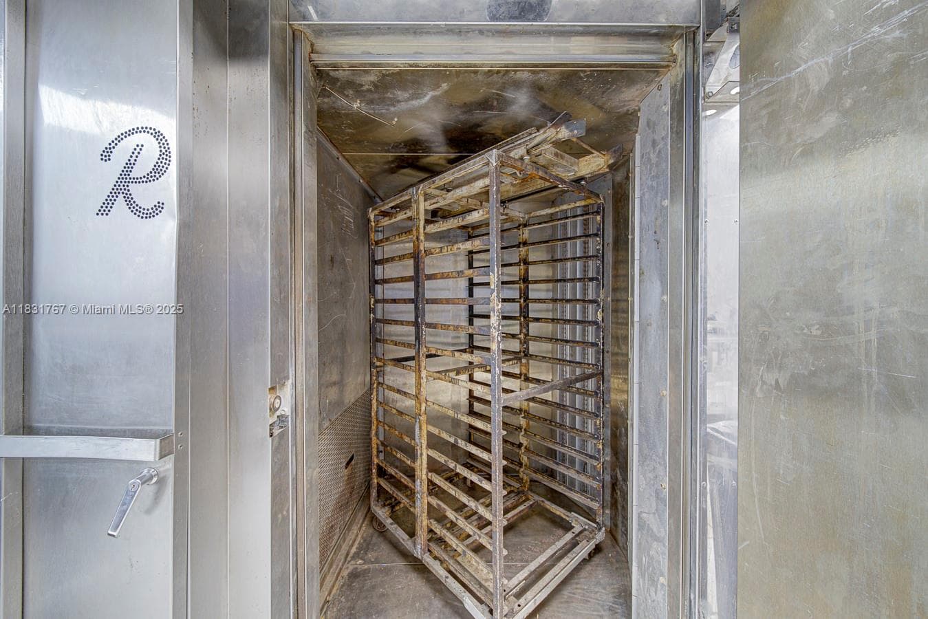 Growing Bakery with Multiple Locations