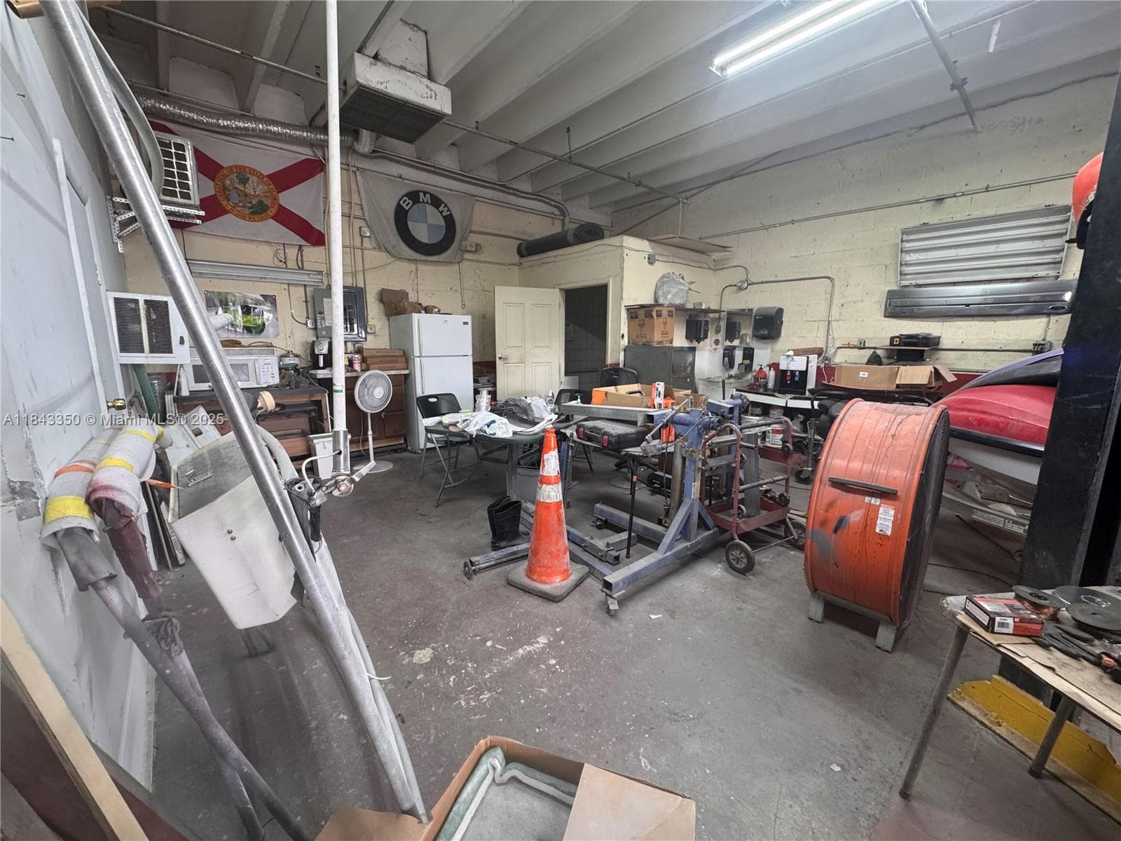 Turnkey Auto Body Shop with Paint Booth