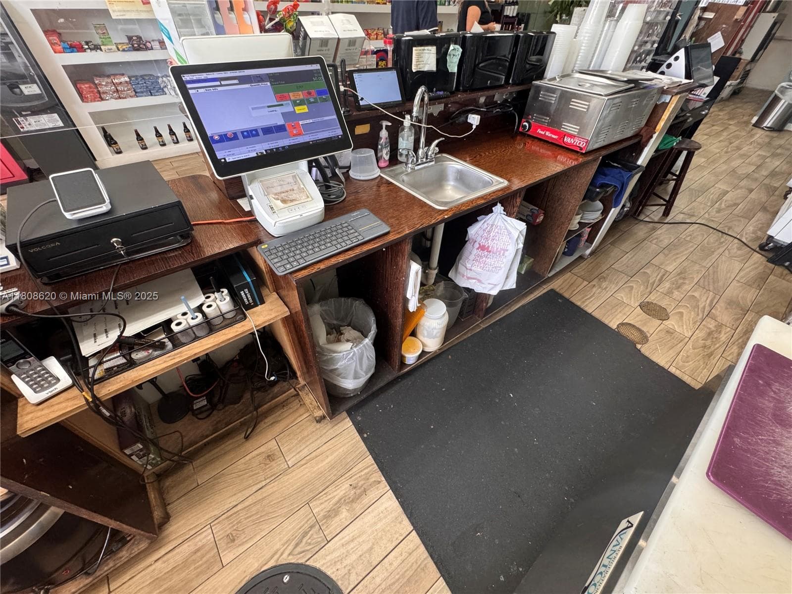 Turnkey Cafeteria with Beer and Wine License