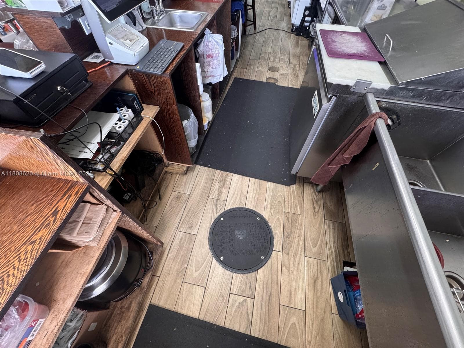 Turnkey Cafeteria with Beer and Wine License