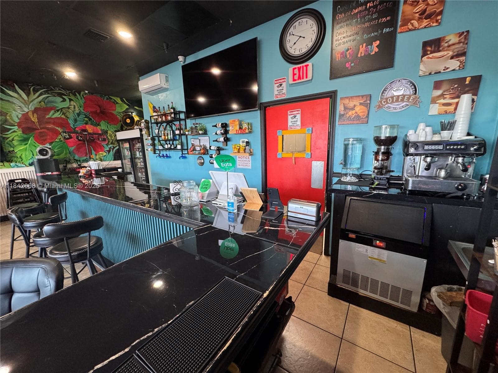 Thriving Colombian Restaurant with 2COP License