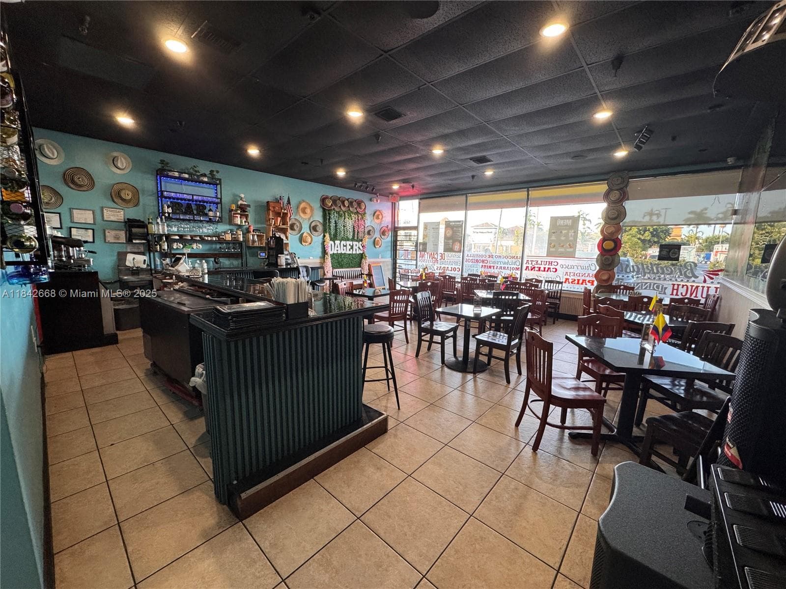 Thriving Colombian Restaurant with 2COP License